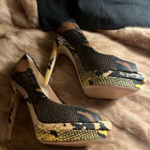 Fendi Black Brown and Yellow Snakeskin Platform Pumps